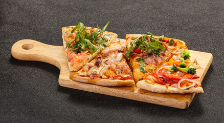 Sliced pizza mix with cheese