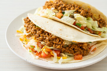 Mexican tacos with minced chicken