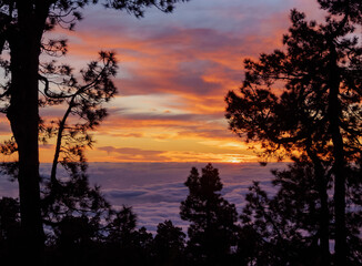 Obraz na płótnie Canvas Sunset at Roque de los Muchachos, La Palma, Canary Islands, Spain