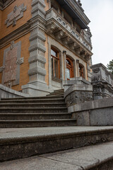 Fototapeta na wymiar Palace staircase, stone staircase, palace facade