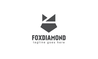 Naklejka premium Fox crown diamond geometric logo concept for brand or company