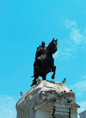 Monumento de San Martin en Plaza de Armas