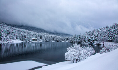 Fascinating with its nature and magnificent lake view in winter, Bolu shows the camera all its beauties.