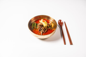 매콤, 달콤, 대파, 양지, 고사리가 들어간 시원한 육계장, 육개장