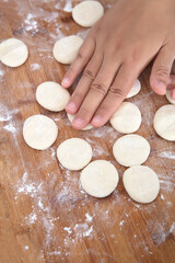 Knead small dough