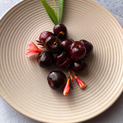natural red cherries