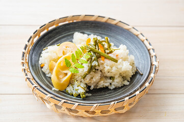 わらびのおこわ