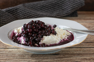 Cottage Cheese with thawed blueberries