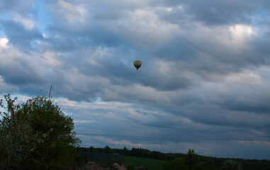 Hot air balloon 