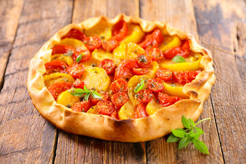 tomato quiche with fresh basil