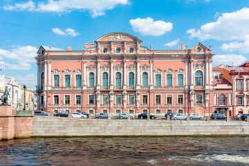 Fototapeta na wymiar Beloselsky Belozersky Palace at intersection of Nevsky prospekt and Fontanka river, Saint Petersburg, Russia