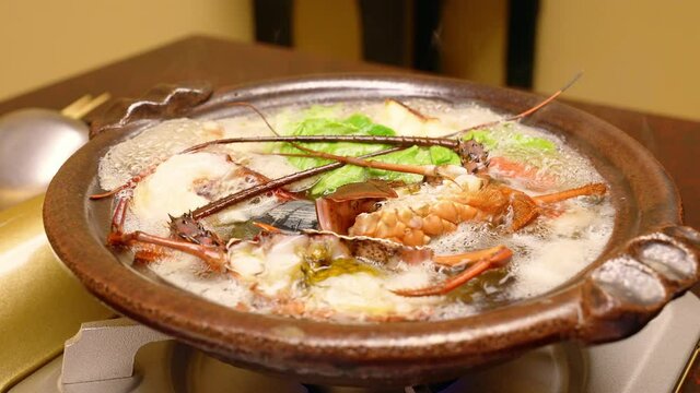 鍋料理イメージ　海鮮鍋