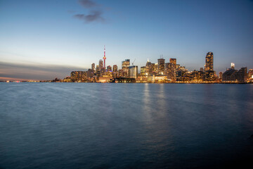 Naklejka premium Toronto skyline at Polson Pier with lake Ontario