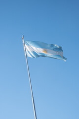 Bandera argentina en mástil - obrazy, fototapety, plakaty