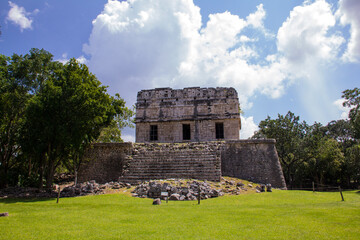 Fototapeta na wymiar ruins of the ancient city, tulum, mexico 