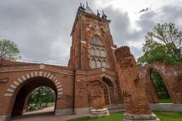 Fototapeta na wymiar pavilion Chapelle Tower in the Alexander Garden in the city of Pushkin in the summer
