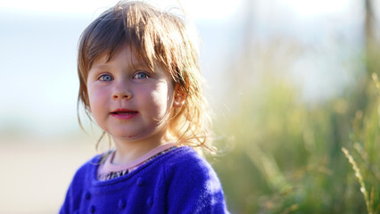 Dziecko portret  - 441032033
