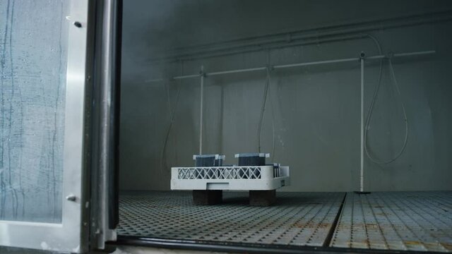 Salt water test system for climate simulation