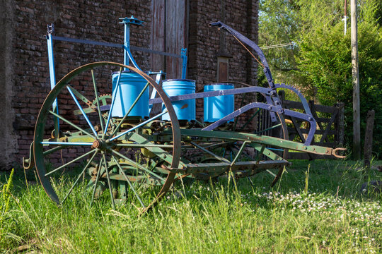 Cacharros de campo antiguos