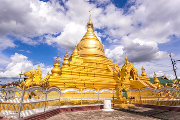 Kuthodaw Pagoda, Mandalay, Myanmar