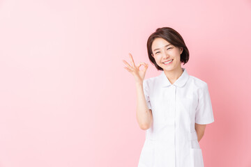 笑顔のナース