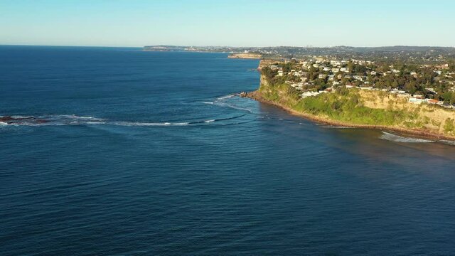 Northern beaches coast of Sydney – fast forward aerial flying Newport beach 4k.
