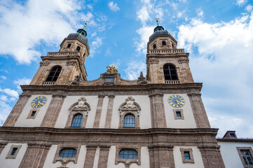 Fototapeta na wymiar facade of the Jesuit church or university church Innsbruck Austria