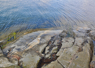 Rock smoothened by ice age and waves