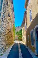 street in the old town of Saignon