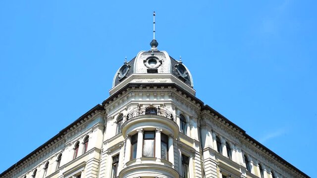 Kamienice, gł&oacute;wna ulica Łodzi - Piotrkowska