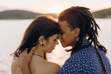 Fototapeta premium Affectionate young couple bonding during a vacation
