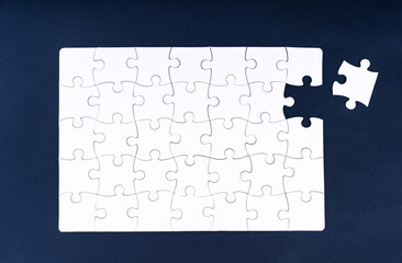 Blank rectangular jigsaw puzzle pattern