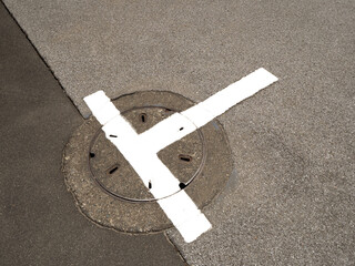 道路の丁字路のマーク