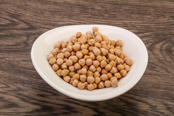 Vegan cuisine - Dry chickpea heap