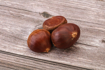 Obraz premium Organic natural sweet Chestnut heap