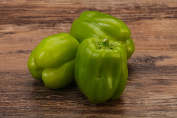 Green sweet bell pepper heap