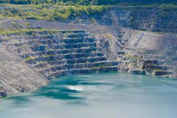 Obraz premium Crater of the old open-cast mine of Asbestos in Quebec, Canada