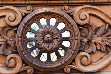 Fototapeta na wymiar wooden detail of an old door