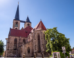 Fototapeta na wymiar Stadtkirche in Halberstadt Sachsen-Anhalt
