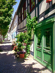 Fototapeta na wymiar Fachwerkgebäude eine historischen Altstadt aus dem Mittelalter
