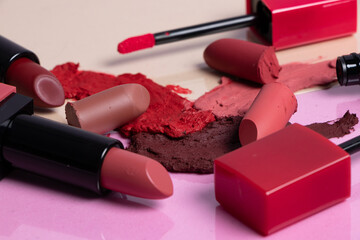 lipstick texture in reddish tones