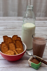 cookies y leche con chocolate!!!