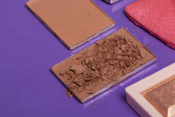 texture of highlighters and contours