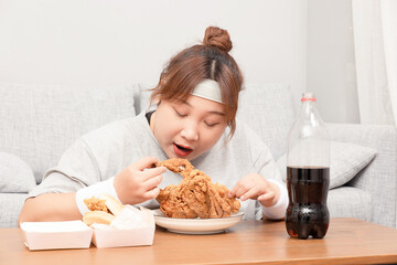Asian fat girl drinking fried chicken