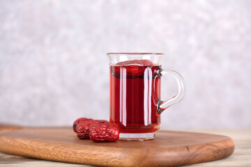 A cup of jujube black tea
