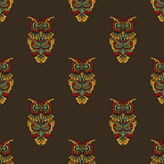Seamless pattern with owls in the colors of the baroque style. Good for backgrounds, prints, apparel and textiles.
