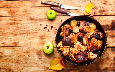 Beef baked with apples