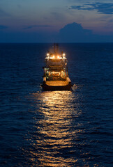 Obraz premium Sea tow in the high sea
