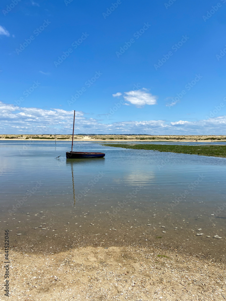 Poster Bateau de pêche sur le littoral du Cap Ferret, Gironde