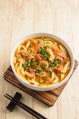 肉入りカレーうどん